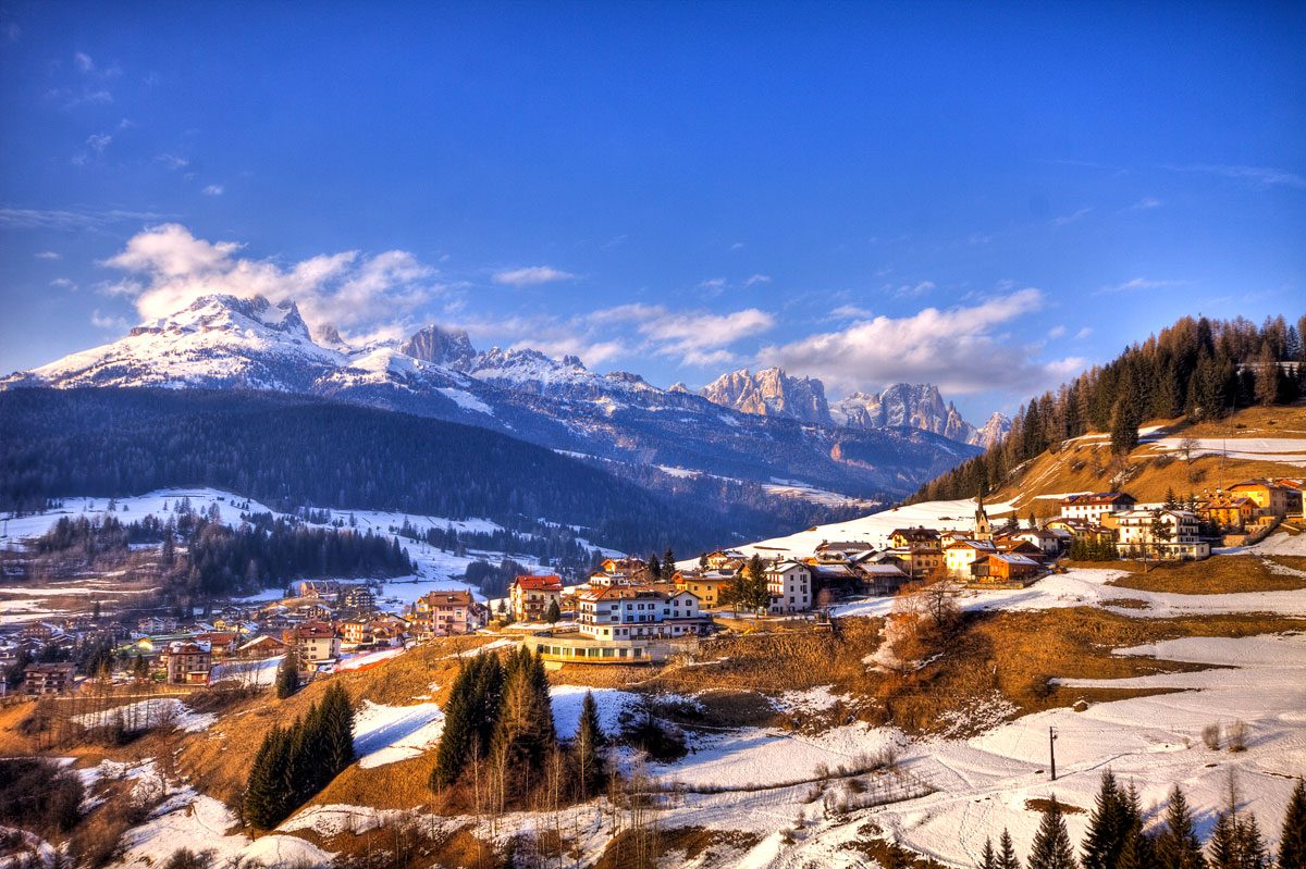 Moena e le luci della Val di Fassa — Moena