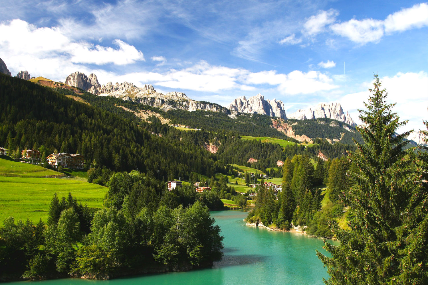 Moena e le luci della Val di Fassa - Moena | Secret World Trip Planner