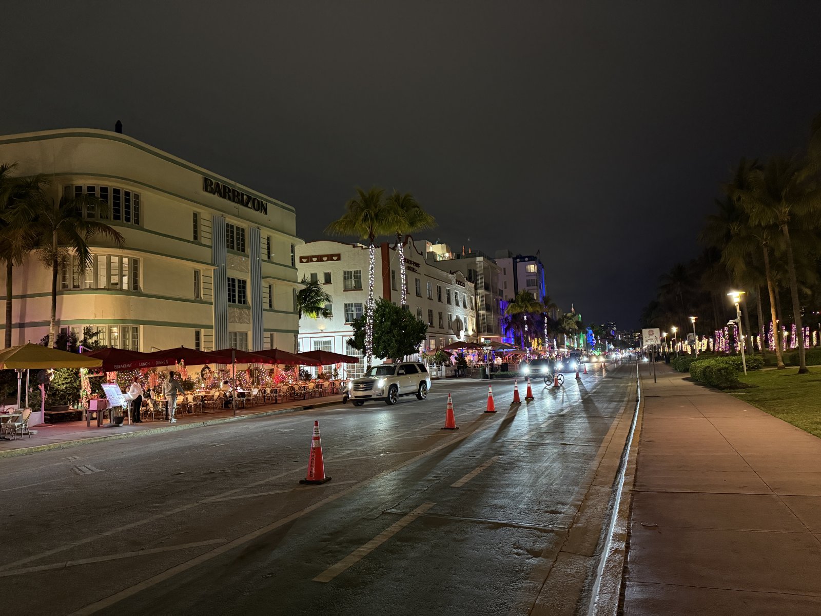 Ocean Drive - Miami Beach | Secret World Trip Planner