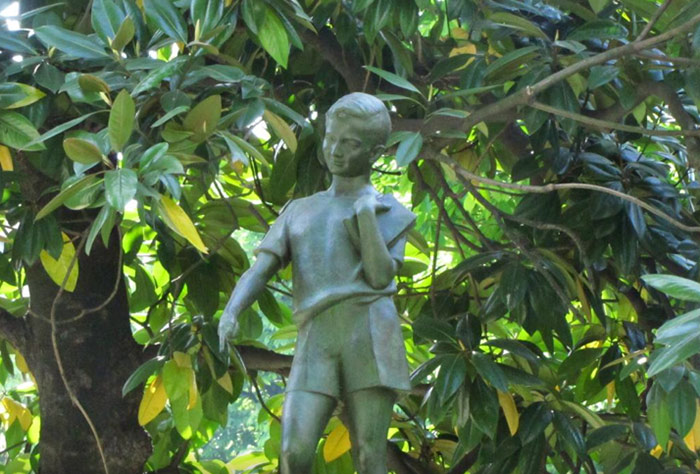Pinocchio Fountain - Milano | Secret World Trip Planner