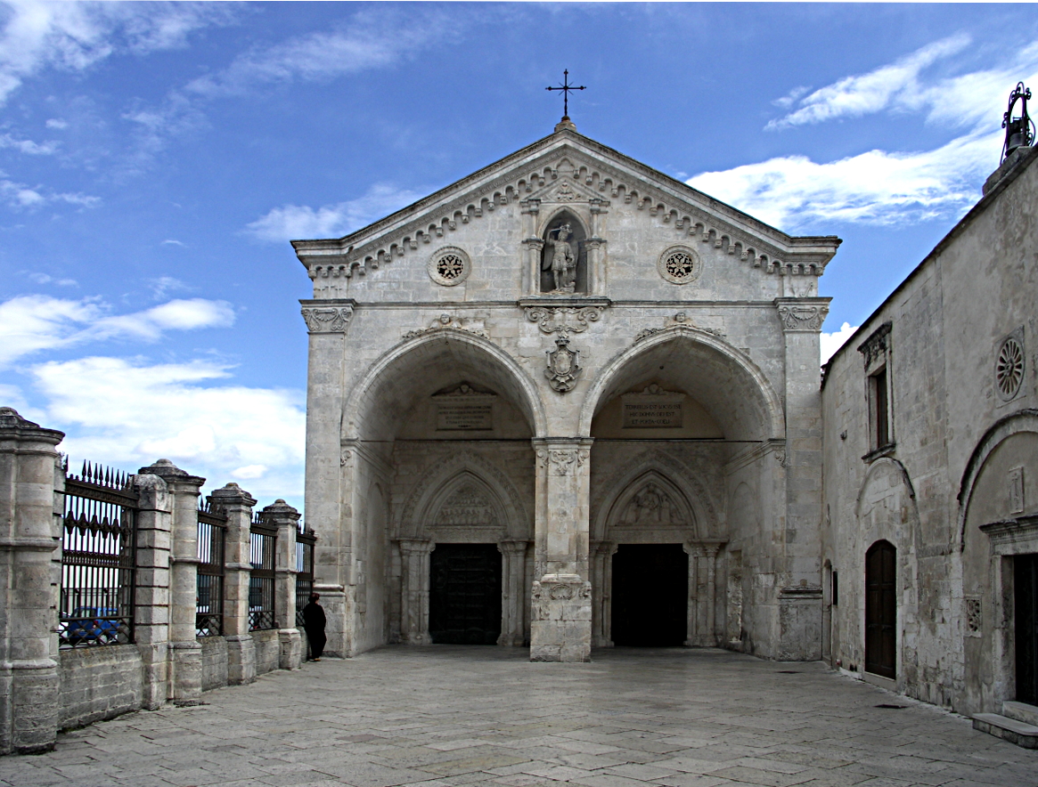 Das Heiligtum des heiligen Erzengels Michael - Monte Sant'Angelo | Secret World Trip Planner