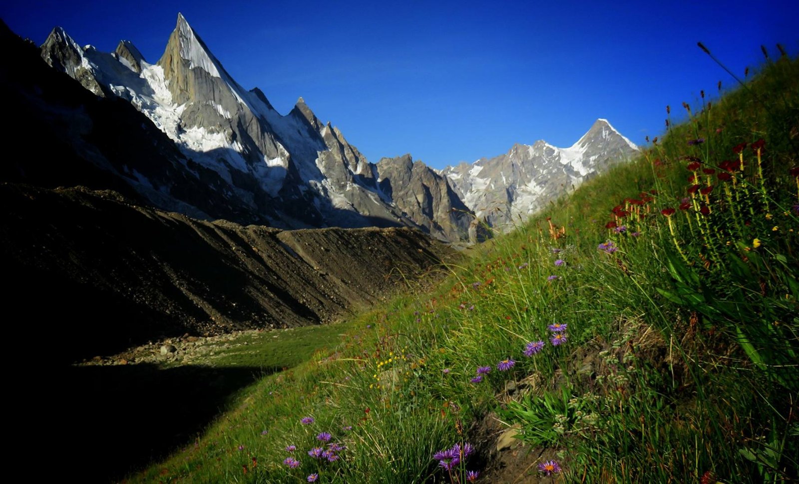 Laila Peak, one of the most beautiful mountains in Pakistan | Secret World Trip Planner