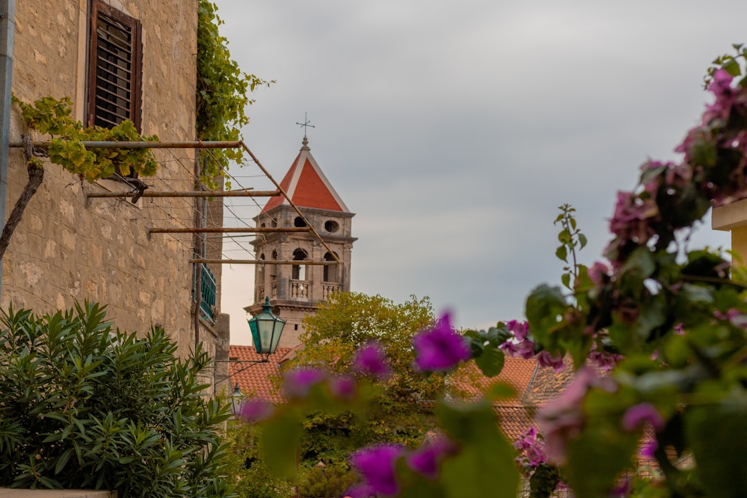 Omis in Kroatien - Almissa | Secret World Trip Planner