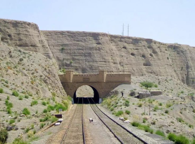 Route from Rohri to Quetta - Trighati | Secret World Trip Planner