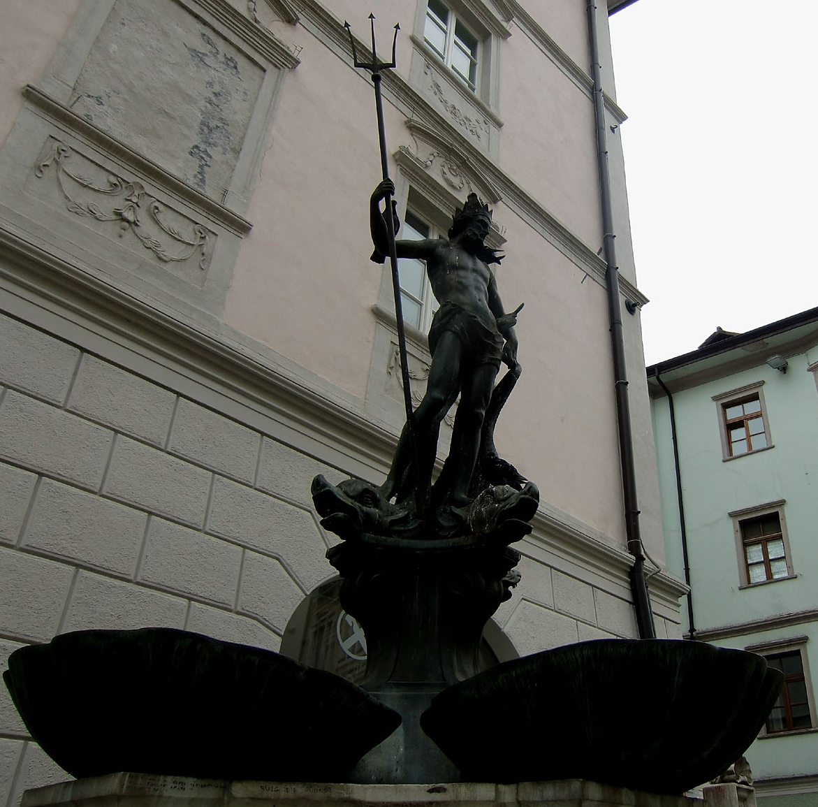 Neptune Fountain - Bolzano | Secret World Trip Planner