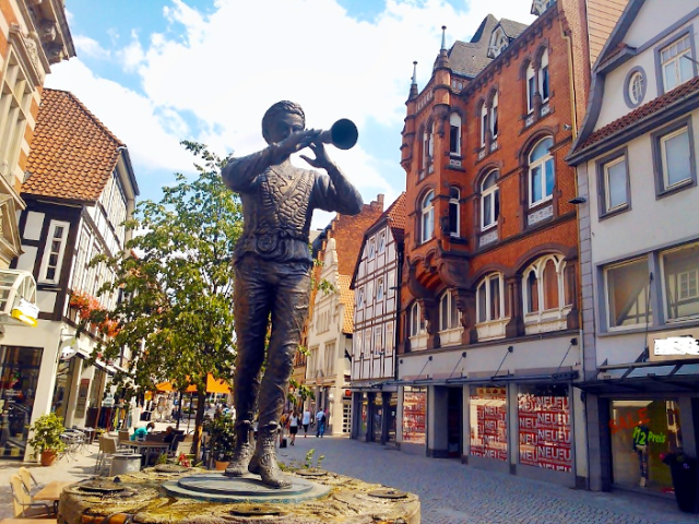 Hameln und der Rattenfänger — Hameln