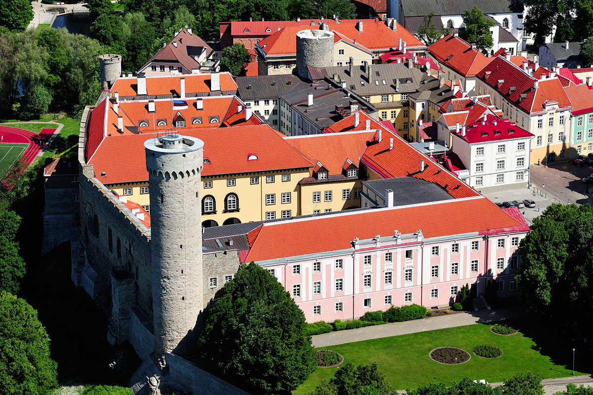 Castello di Toompea - Tallinn | Secret World Trip Planner