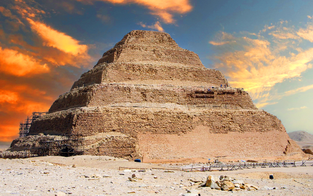 Stufenpyramide des Djoser — Al Giza Desert