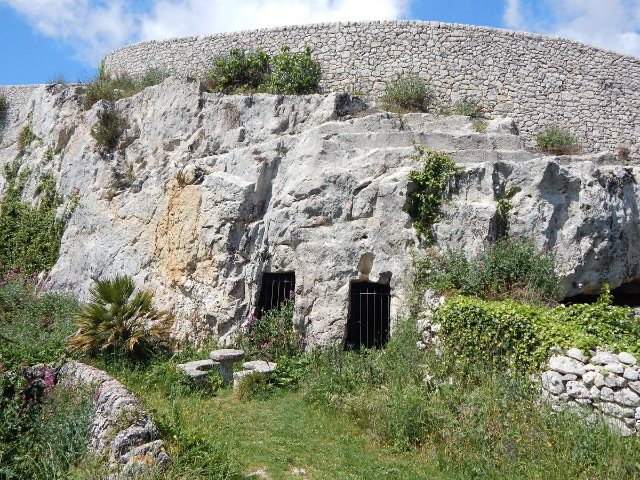 Archäologisches Gebiet Akrai - 96010 Palazzolo Acreide SR | Secret World Trip Planner