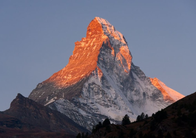 The Solvay Bivouac - Zermatt | Secret World Trip Planner