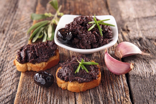 Tapenade - Marsiglia | Secret World Trip Planner