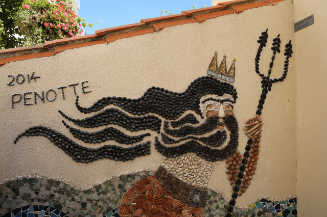 Penotte Island Seashell Art — Les Sables-d'Olonne