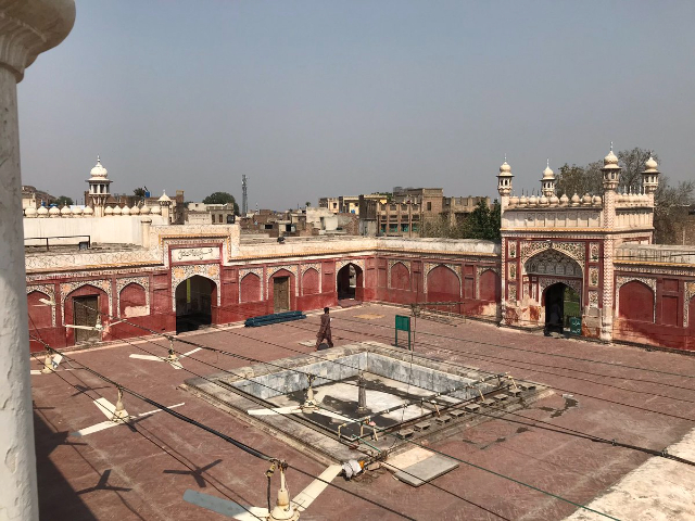 The Shahi Mosque - Chiniot | Secret World Trip Planner
