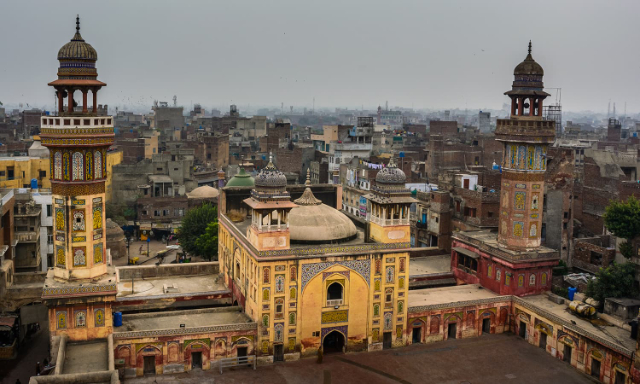 Takht-e-Babri, — Kallar Kahar