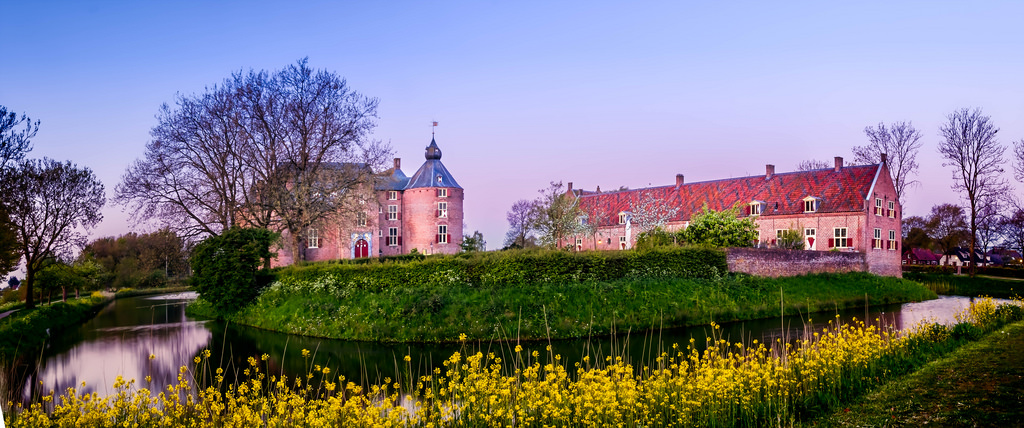 Castello Ammersoyen - Ammerzoden | Secret World Trip Planner