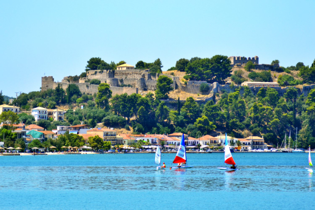 Vonitsa: il castello degli otto maestri — Vonitsa