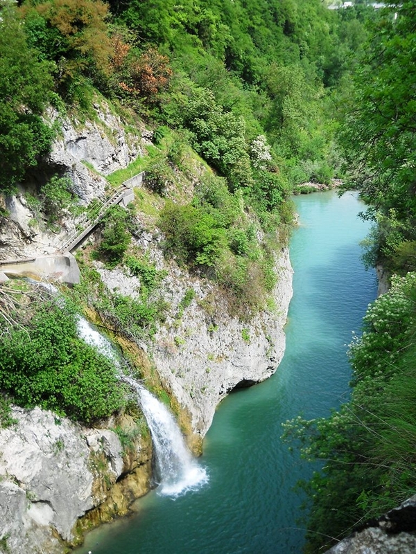 ذخیره گاه طبیعی ایالت گولا دل فورلو - Furlo | Secret World Trip Planner