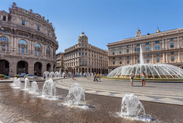 Piazza de Ferrari - Genova | Secret World Trip Planner