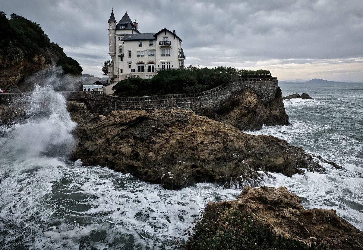 Biarritz: Die berühmtesten Badeorte an der baskischen Küste. - Biarritz | Secret World Trip Planner