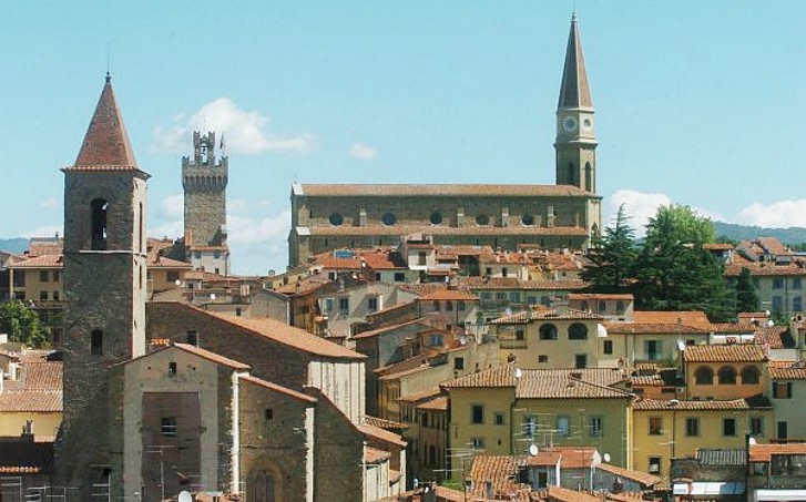 อาเรสโซ - Arezzo | Secret World Trip Planner