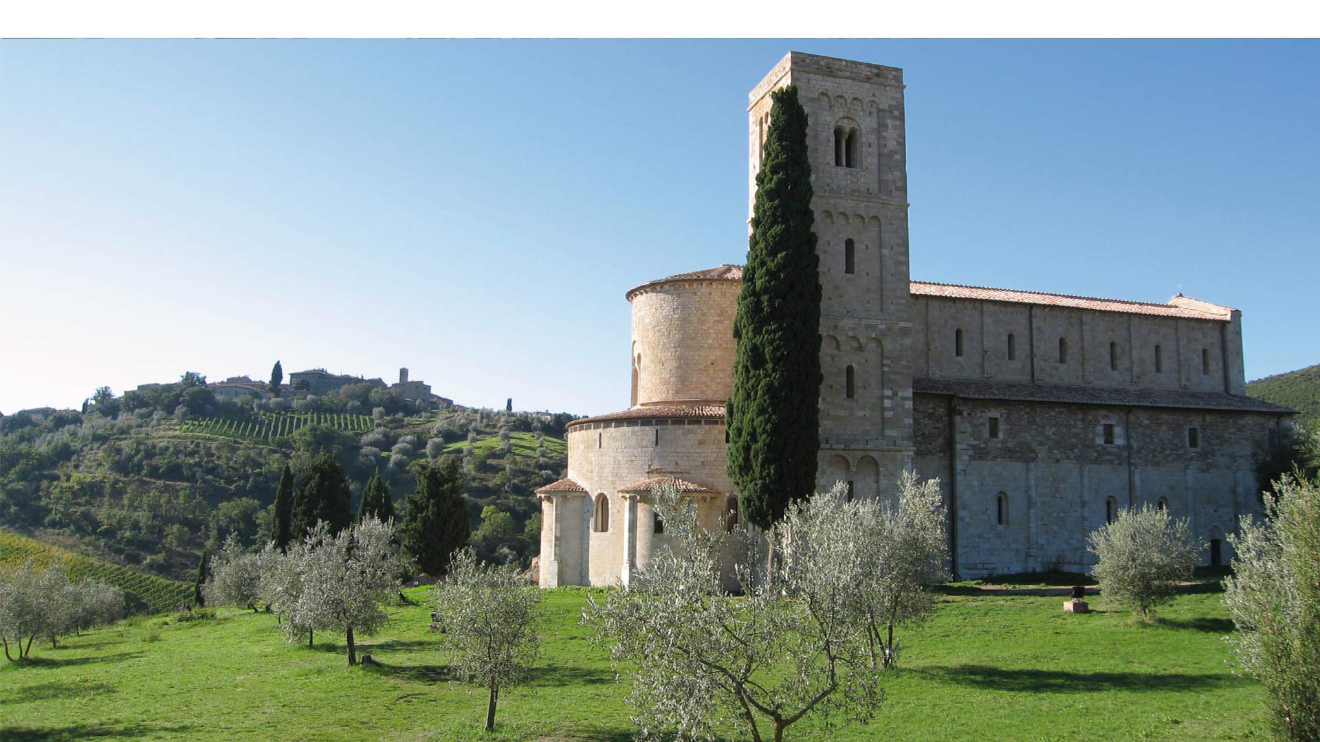 Sant'Antimo Manastırı - Castelnuovo dell'Abate | Secret World Trip Planner
