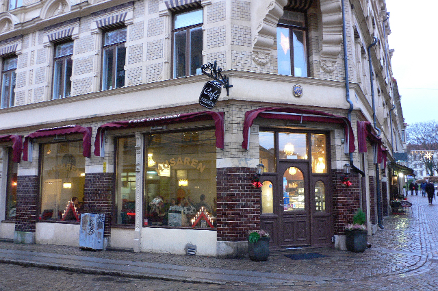 Café Husaren - Haga Nygata 28 | Secret World Trip Planner