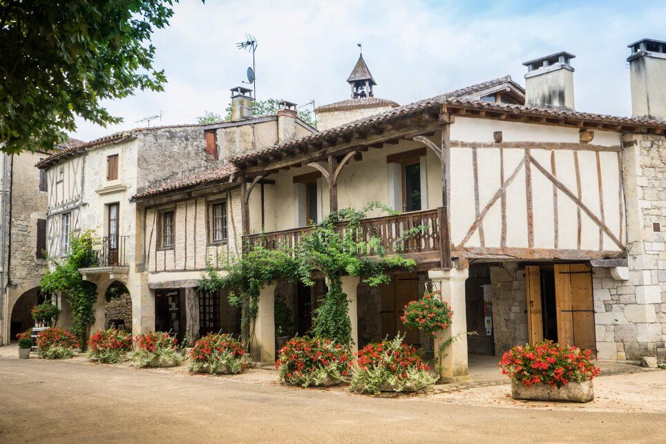 Fourcès, ist eine charmante kleine Bastide — Fourcès