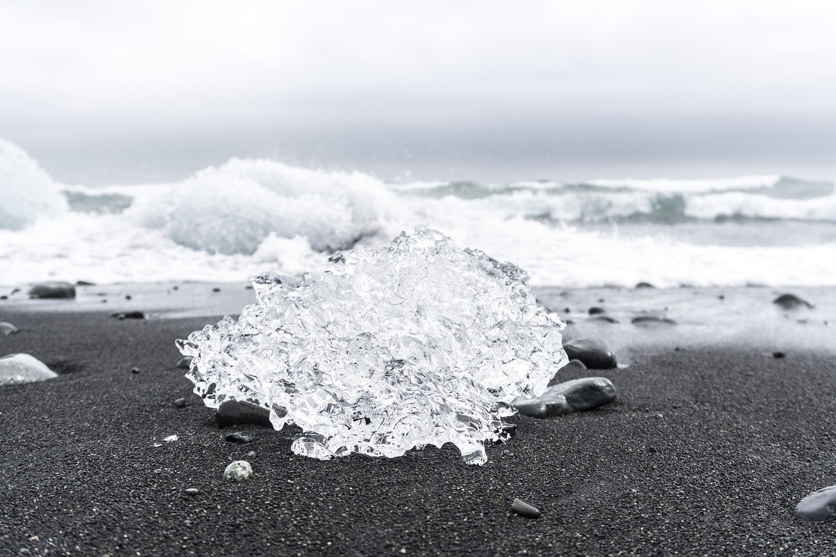 Jokulsarlon, Iceland’s famous glacial lagoon - Jökulsárlón | Secret World Trip Planner