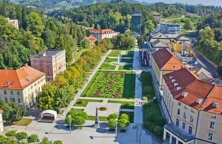 Rogaska Slatina and its famous spa centre — Rogaška Slatina