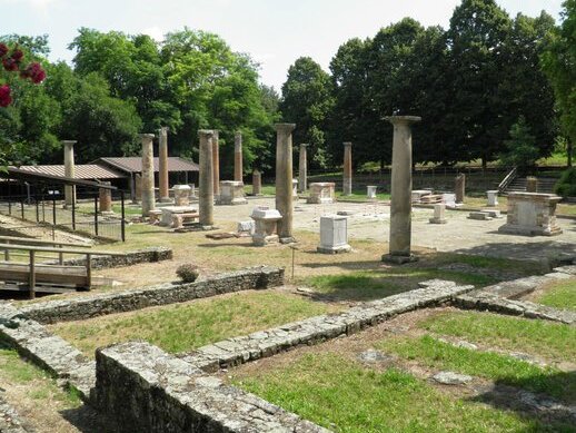 Archäologische Ausgrabungen in Velleia - Lugagnano Val D'arda | Secret World Trip Planner
