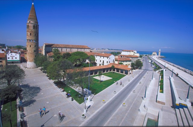 Stephansdom - Caorle | Secret World Trip Planner
