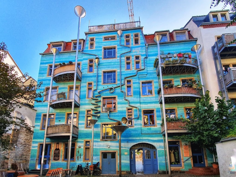 Kunsthofpassage, der Palast der Klänge - Dresden | Secret World Trip Planner