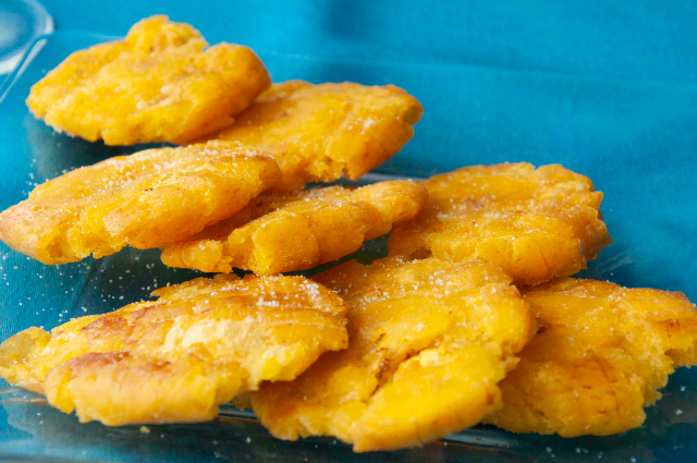 Le Patacones — Colón