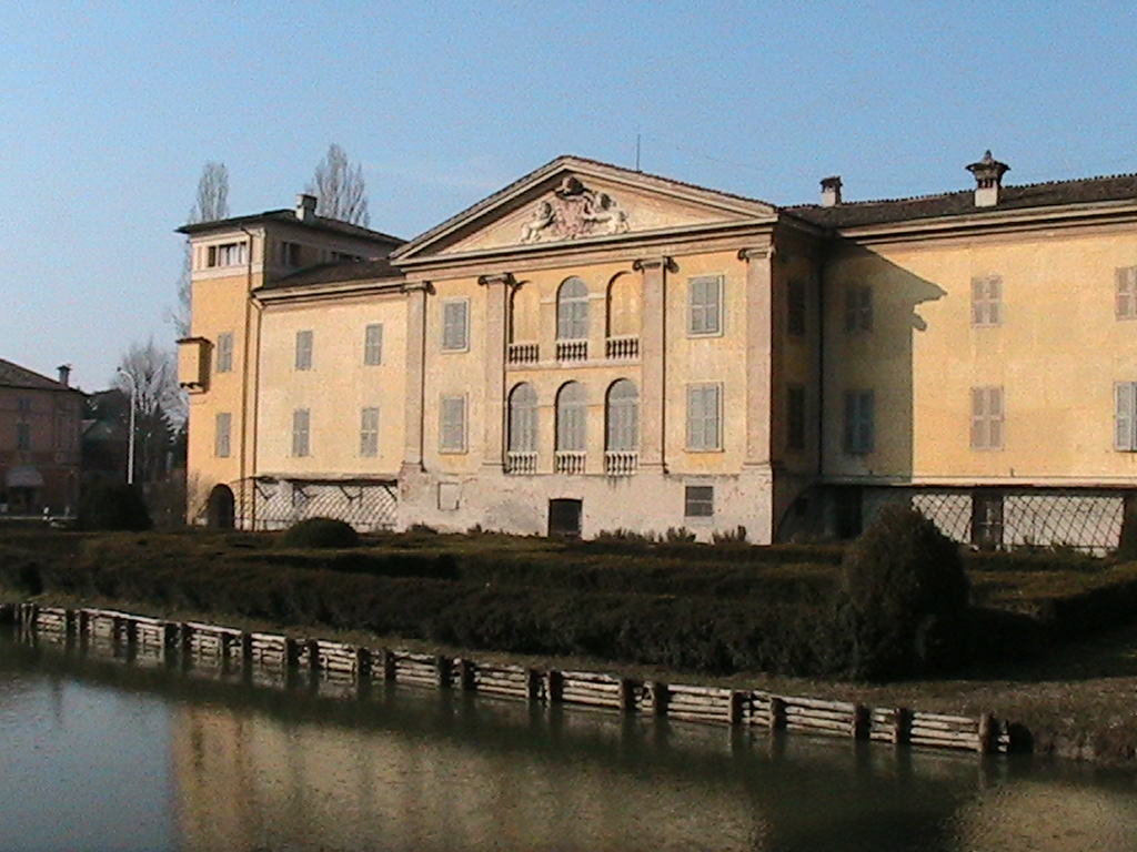 Villa Sommi Picenardi Crotti - San Lorenzo De' Picenardi | Secret World Trip Planner