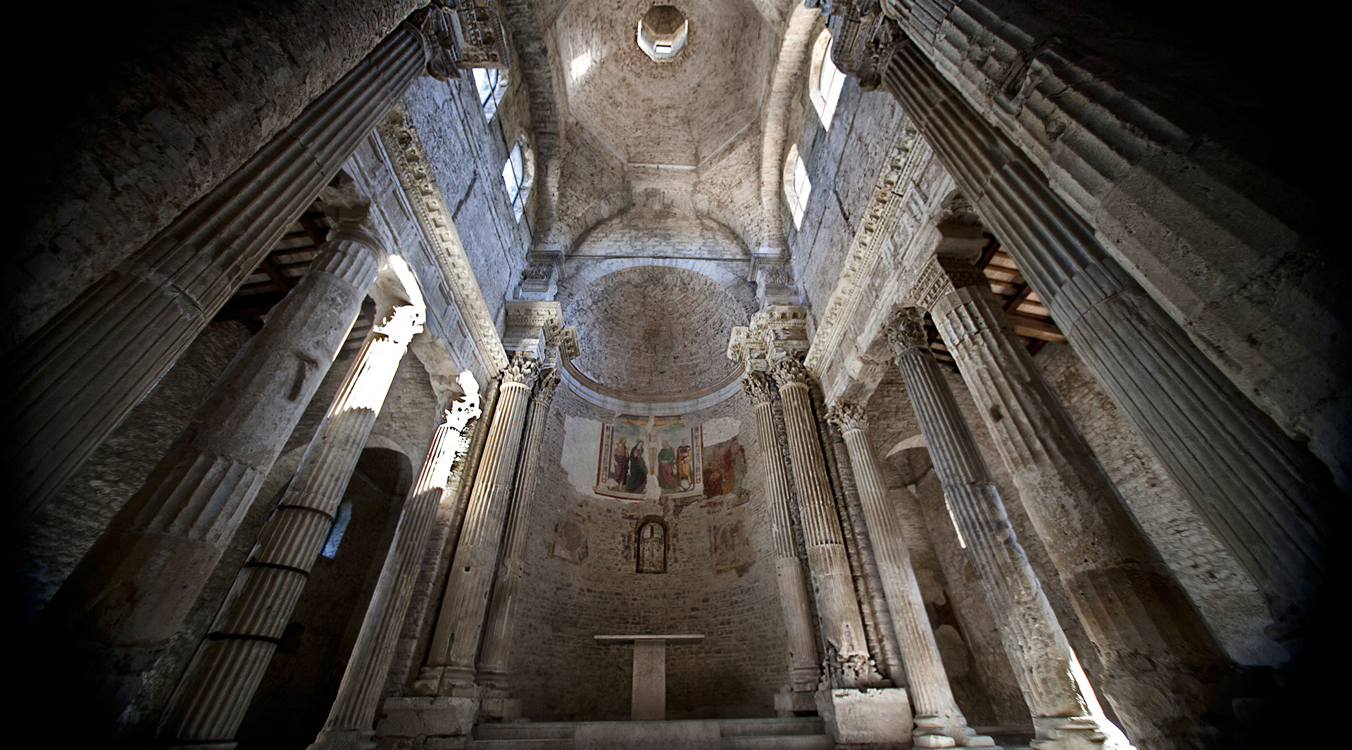 Spoleto | ມະຫາວິຫານ San Salvatore - Spoleto | Secret World Trip Planner