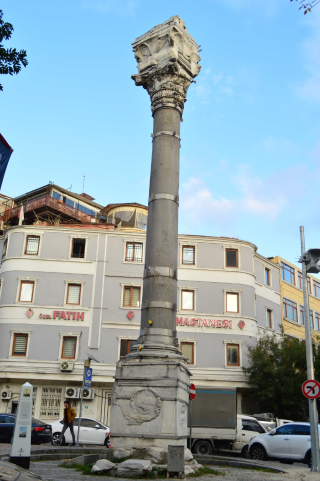 Column of Marciano - İskenderpaşa | Secret World Trip Planner