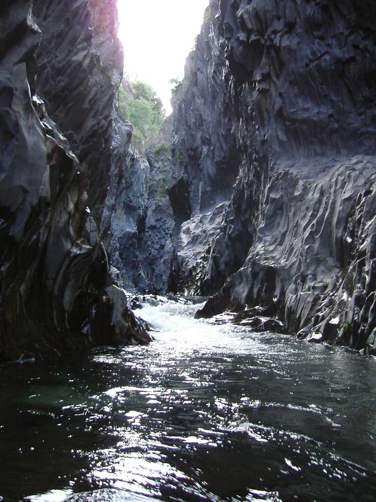 Alcantara-Schlucht - Castiglione di Sicilia | Secret World Trip Planner