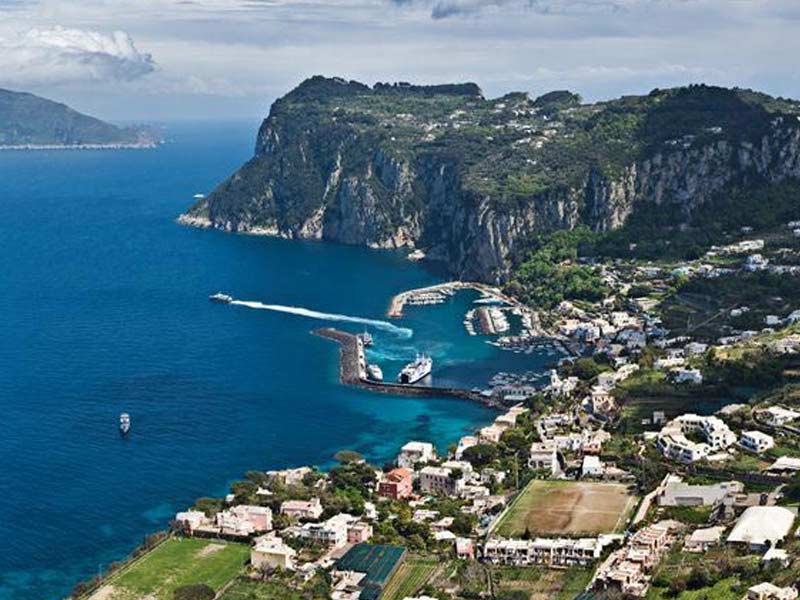 KAPRİ - Isola di Capri | Secret World Trip Planner