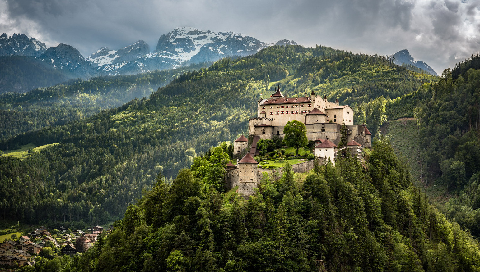 Österreich | Burg Hohenwerfen — Werfen