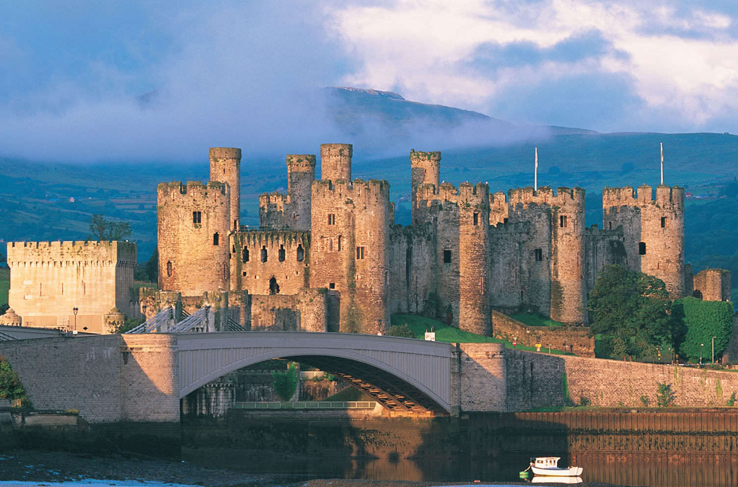 Schloss Conwy — Rose Hill St