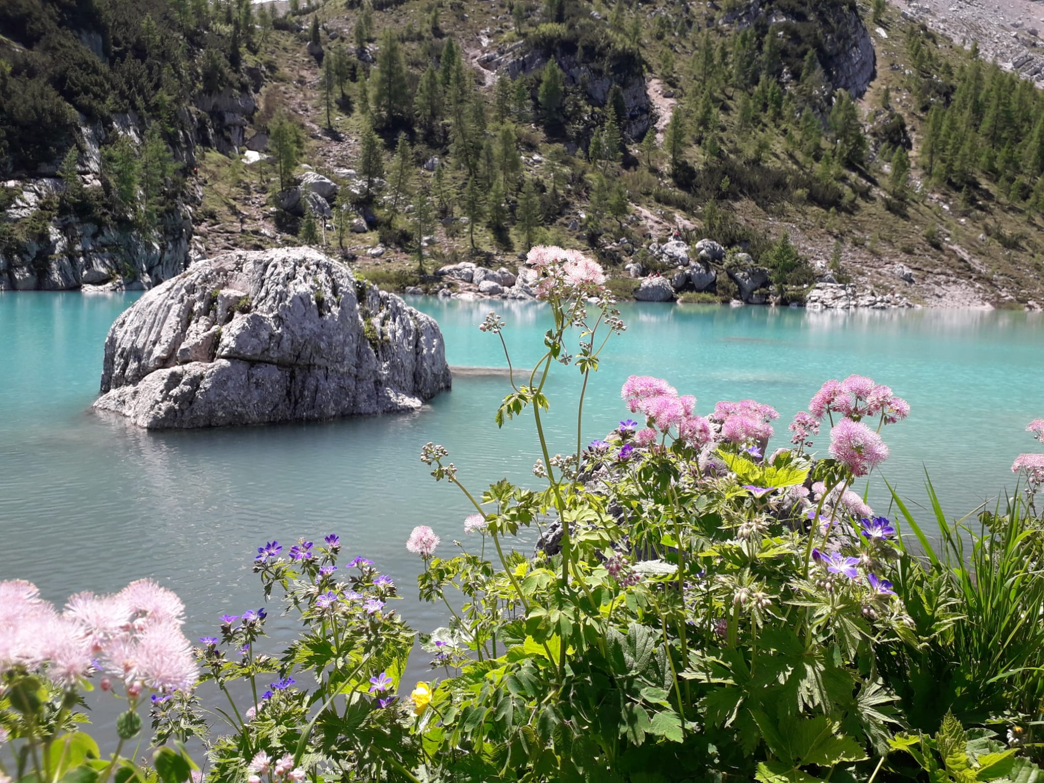 Lake Sorapis | One of the Most Beautiful Lake in Italy - Lago di Sorapis | Secret World Trip Planner