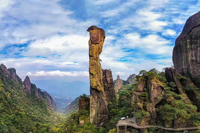 Mount Sanqing, China: A Journey into the Heart of Taoist Mysticism - Shangrao | Secret World Trip Planner