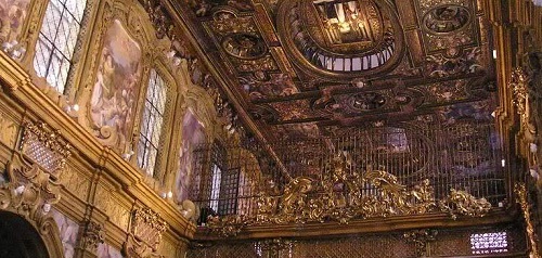 सैन ग्रेगोरियो आर्मेनो का चर्च - Napoli | Secret World Trip Planner