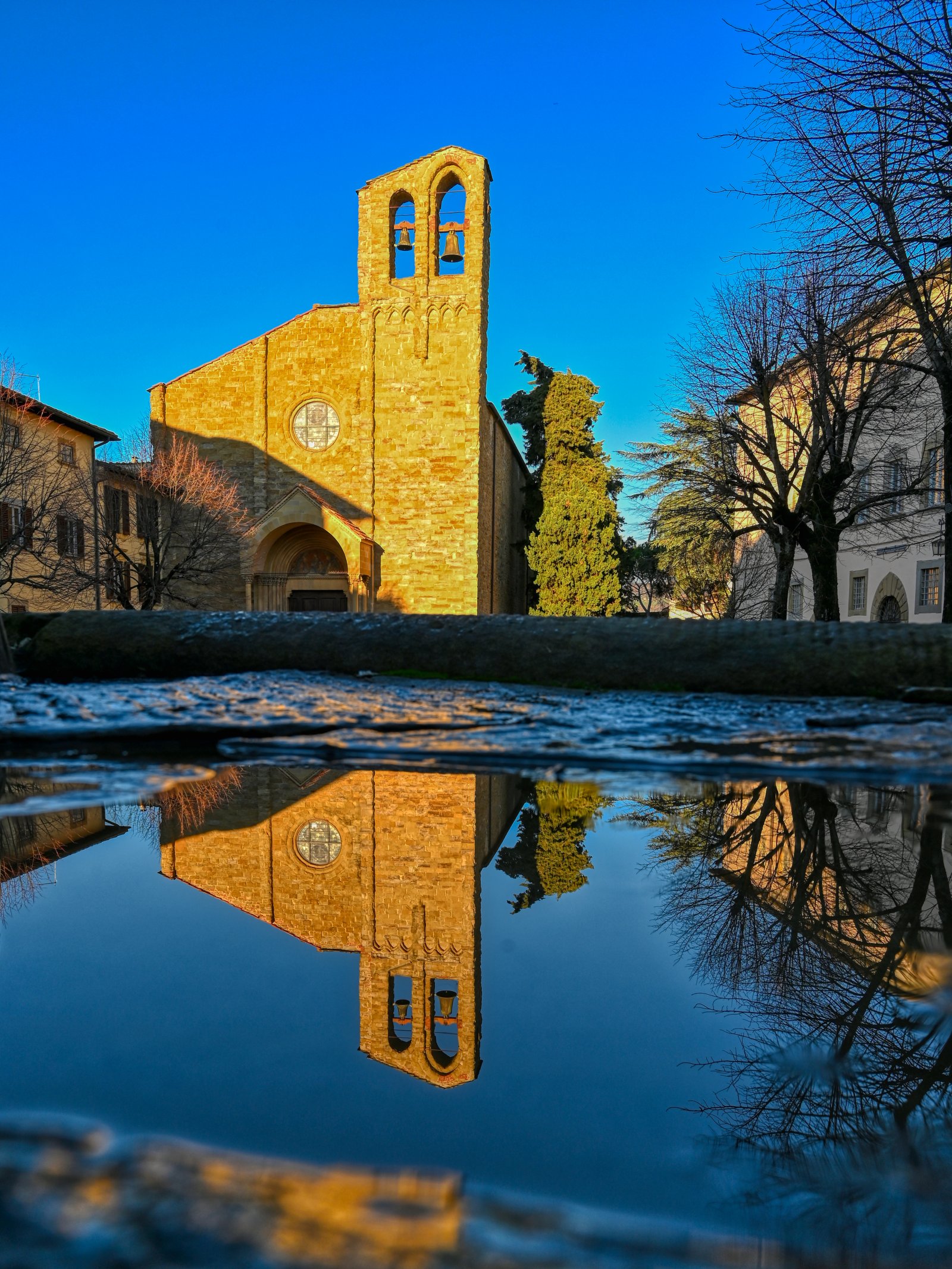 சான் டொமினிகோ தேவாலயம்  - Arezzo | Secret World Trip Planner