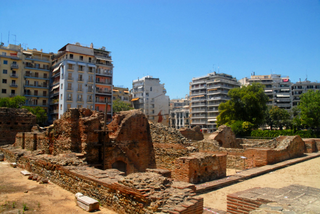 Enthüllung der Wunder von Thessalonikis Galeria - Thessaloniki | Secret World Trip Planner