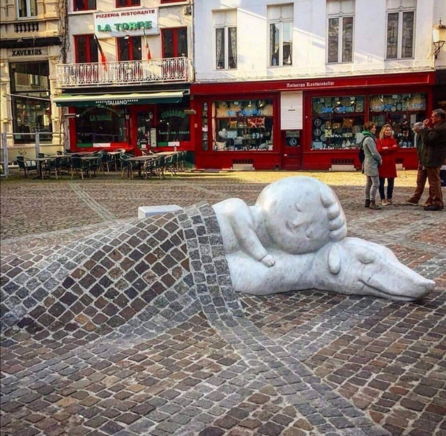 Statue of Nello and Patrasche - Antwerpen | Secret World Trip Planner