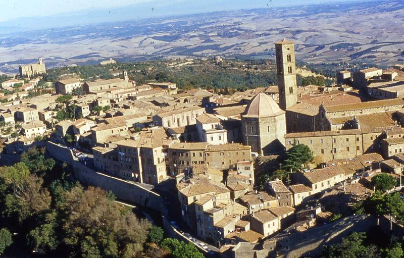 Вольтерра. - Volterra | Secret World Trip Planner