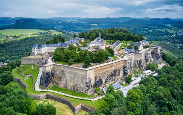 Castello Reale - Königstein im Taunus | Secret World Trip Planner