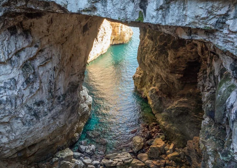 Turkish Cave - Gaeta | Secret World Trip Planner