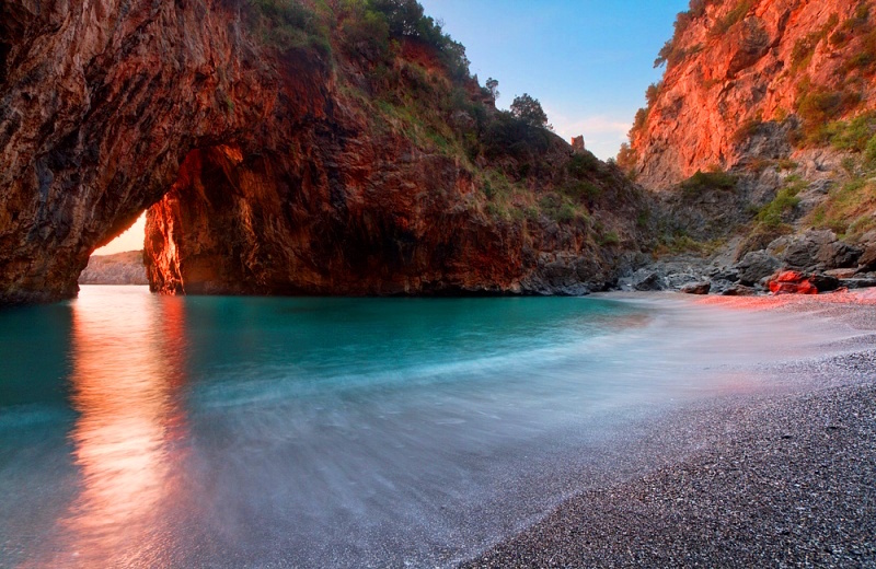 Arcomagno leyniströndin - San Nicola Arcella | Secret World Trip Planner